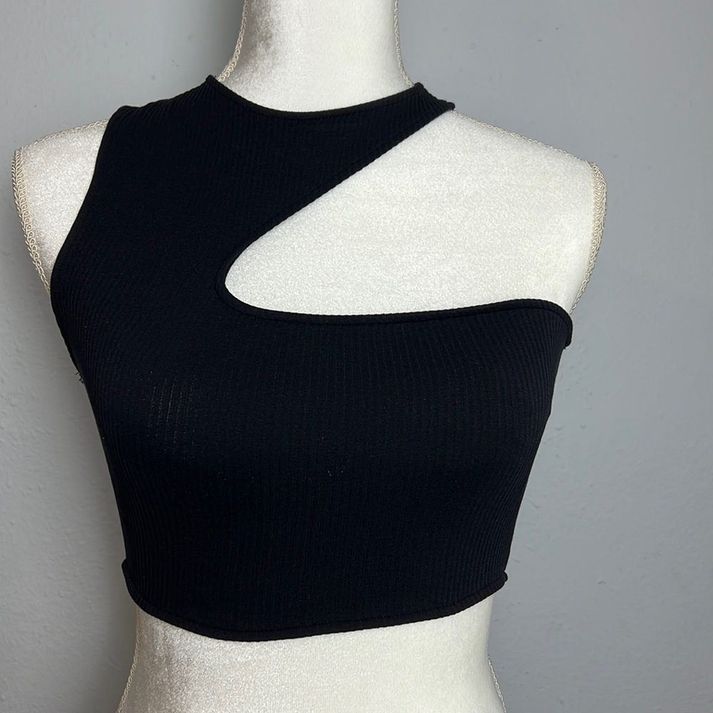 Zara Asymmetrical black ribbed cut out crop top small